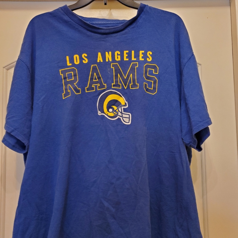 Tee shirt
